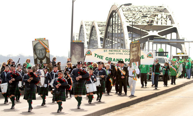031415-grandparade-js10
